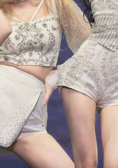 　　人気ヨジャドル 、男だった件