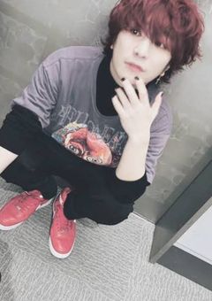 世界が終わりになった女と有名な男｢生まれたら何なる？｣