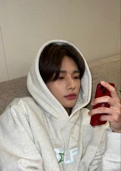 推しが目の前にいる!?これは夢？