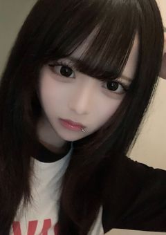 純感でやんちゃな少女は最強の殺し屋でした。