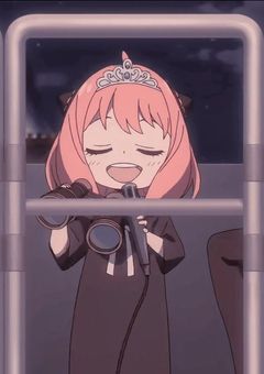 アーニャの恋を応援するつもりが告白されました。