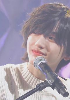 僕が見つめる景色のその中に、君が入ってから変わり果てた世界は .