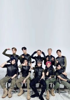 98lineのハイスペック男子はTREASUREのマネージャーになりました。