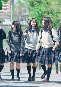 隣のクラスの新田さん