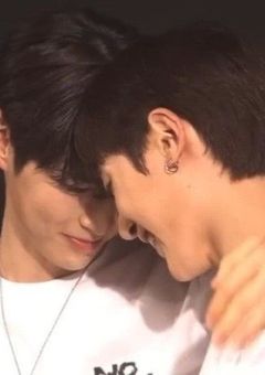 　愛した貴方が隠したページ