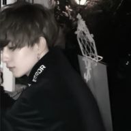 郁̤̮⛓💊  　　さんのアイコン画像