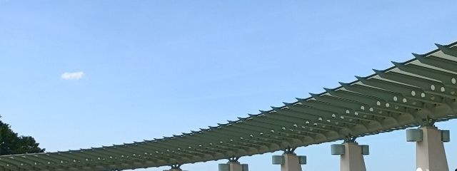 鈴さんの壁紙画像
