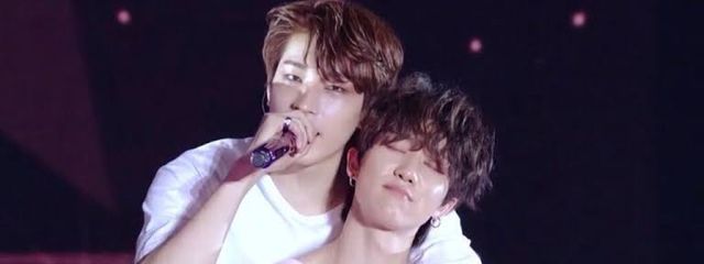 ユイさんの壁紙画像