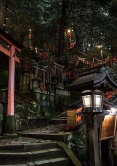 14人の神様と共に