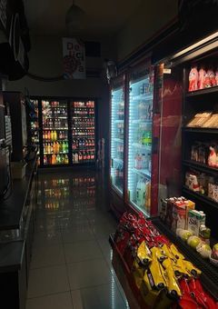 深夜2時の鉄壁店員は、攻略対象外ですか？