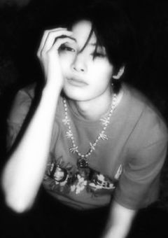 涙で視界がぼやけたような