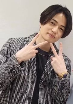 菊地の彼女は美人？