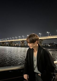 BARで働く女の子のお話。