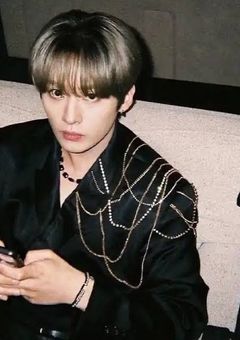 隣のお兄さんの秘密