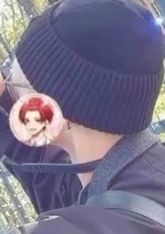 推しに貢ぐ金の為に来たら推しの家だった件について