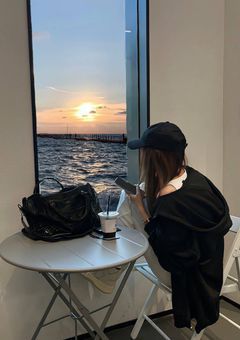 なにわのマネ、実は伝説の元アイドルでした