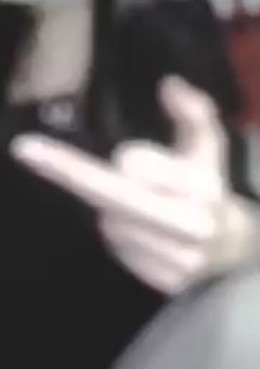 　浮　気　さ　れ　た　姫　と　紫　の　騎　士　。