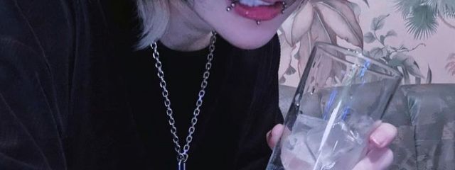 　幸　宮　ば　つ　。　さんの壁紙画像