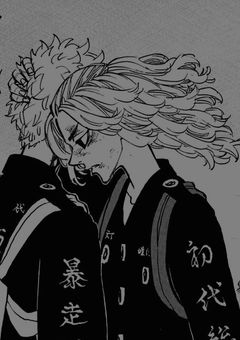 東京卍會No.3は無表情。