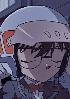 真っ黒な服を着た女、刑事だった件について.