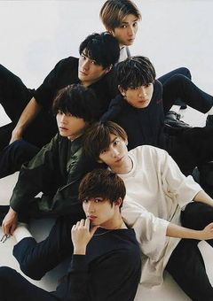 SixTONES