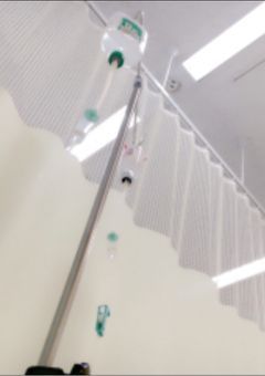 病院では...