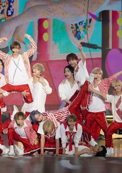 彼女の周りの賑やかな日々