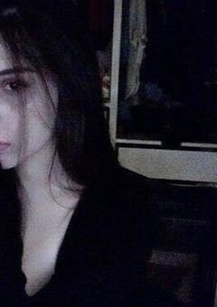 人 気 女 優 は 恋 も 忙 し い