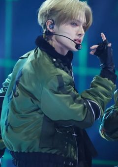 敵に恋をした  。