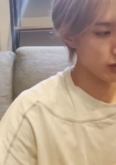 🍼 の ‎🤍さんは6歳差の彼女が居るそうです。