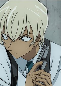 組織に狙われる私、降谷さんと同居中