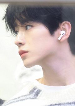  ︎︎Miracle ︎︎ ︎︎