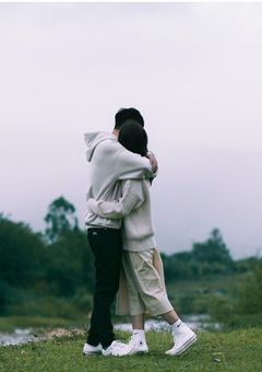 Hug me