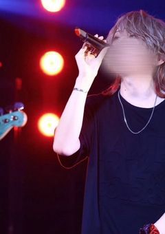 何故か私の許嫁は私を溺愛中<色彩の赤様ver.>