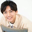 長妻怜央