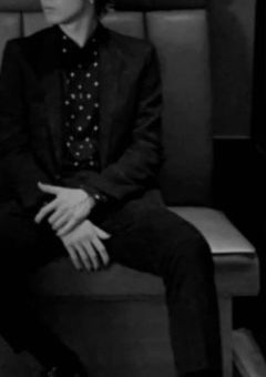 俺の初恋の人は思わせぶりのホストになっていた