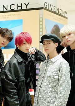 4 knights