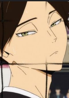 トランペットを吹く少女の正体は？