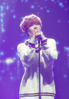 コラボ相手と出会って初日で付き合いました。