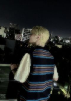 消  え  た  マ  ン ネ  ~ H u g   M e ~