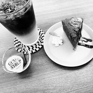 𓈒𓂃 眞黒 𓂃𓈒さんのアイコン画像