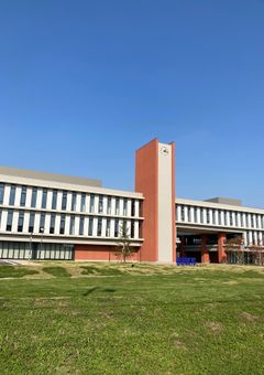 健先生の研究室　〜like no other〜