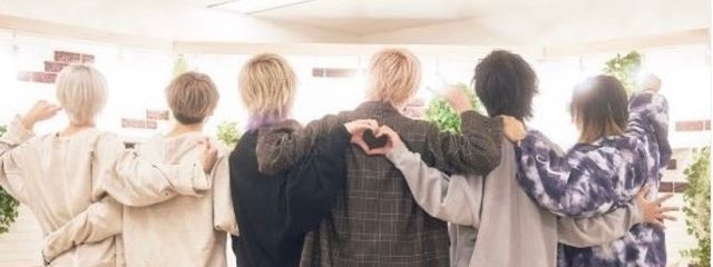 蓮 低浮上 さんの壁紙画像