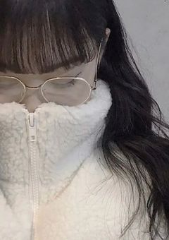 教育実習生の深澤先生