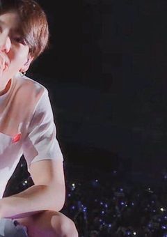 　拗 ら せ ア イ ド ル