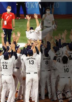   残 酷 な こ の 世 界