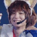 伊野尾慧