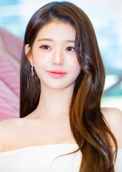 繋がった相手は学校一の美女でした