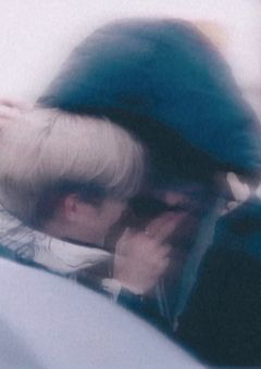 Kiss friend 