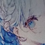 四 葩      _   よ ひ ら（  低 浮 上   ）さんのアイコン画像